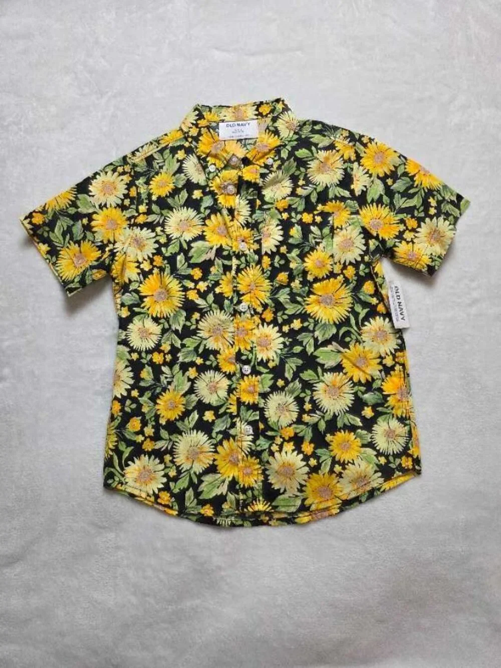 New boys S (6-7) Old Navy sunflower Built-In-Flex button up shirt